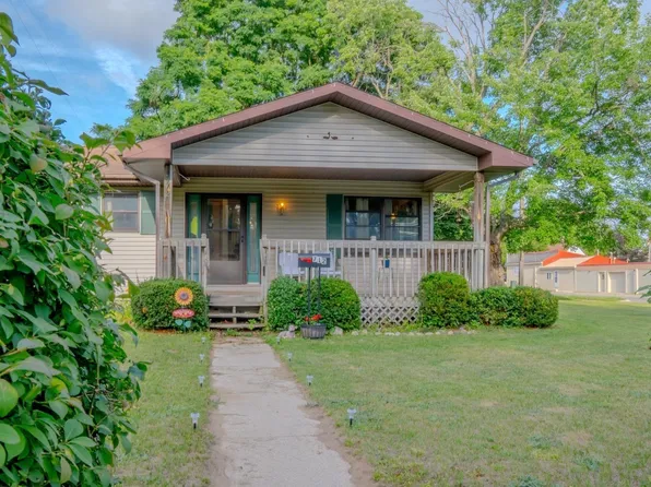 712 W Division St, Cadillac, MI 49601