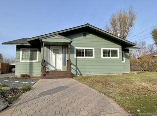 712 E 4th St, Alturas, CA 96101