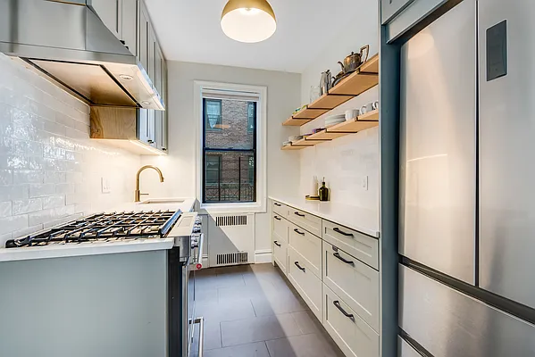 Sold by Compass | media 8