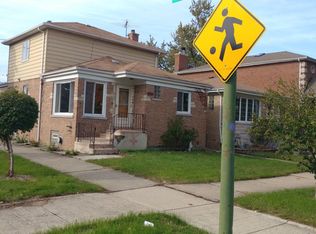 5400 N Neva Ave, Chicago, IL 60656