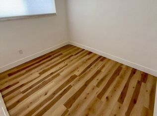 3065 S Commerce Rd APT 13, Walled Lake, MI 48390