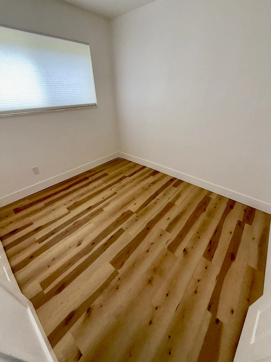 3065 S Commerce Rd APT 13 photo 1