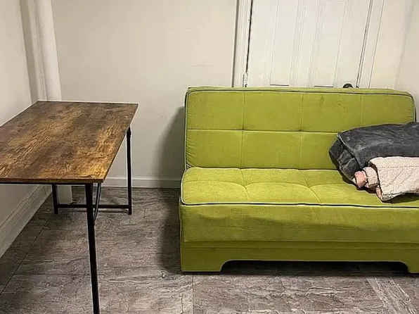 1329 Prospect Avenue image 10 of 12