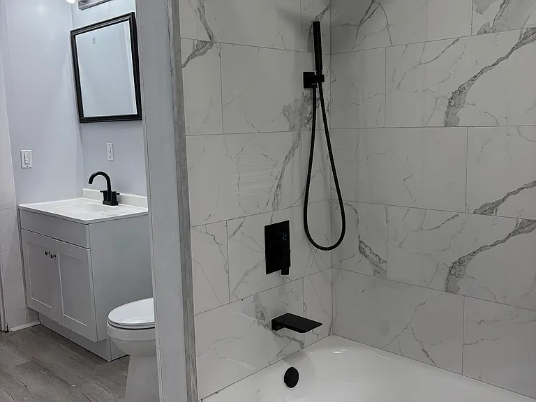 155 S Cliff St #2 — Photo 4