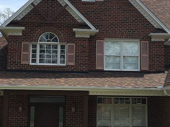 2nd image of 105 Woodstone Dr