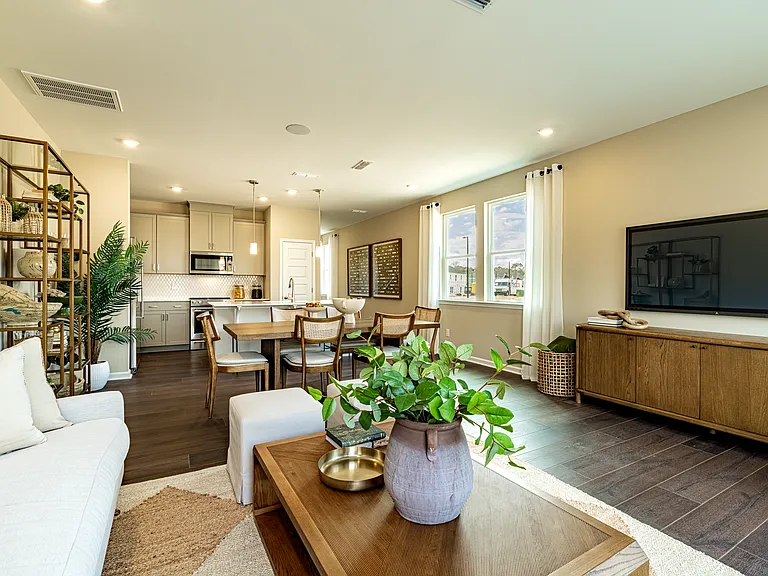3015 Chrys St — Photo 9