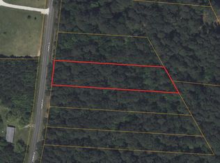 2 Church St, Willard, NC 28478
