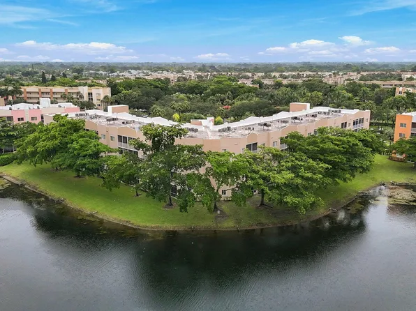 7755 Yardley Drive #410, Tamarac, FL 33321