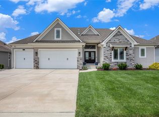 130 NW Ambersham Dr, Lees Summit, MO 64081