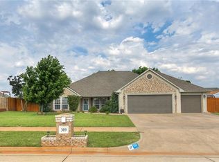 309 N Amethyst Way, Mustang, OK 73064