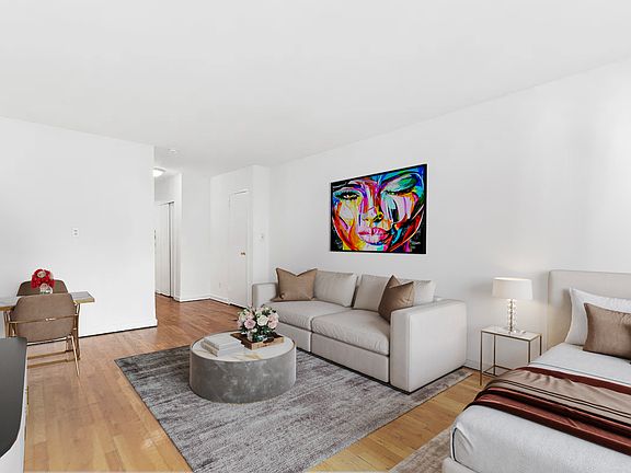 3rd image of 311 E 75th St APT 2G