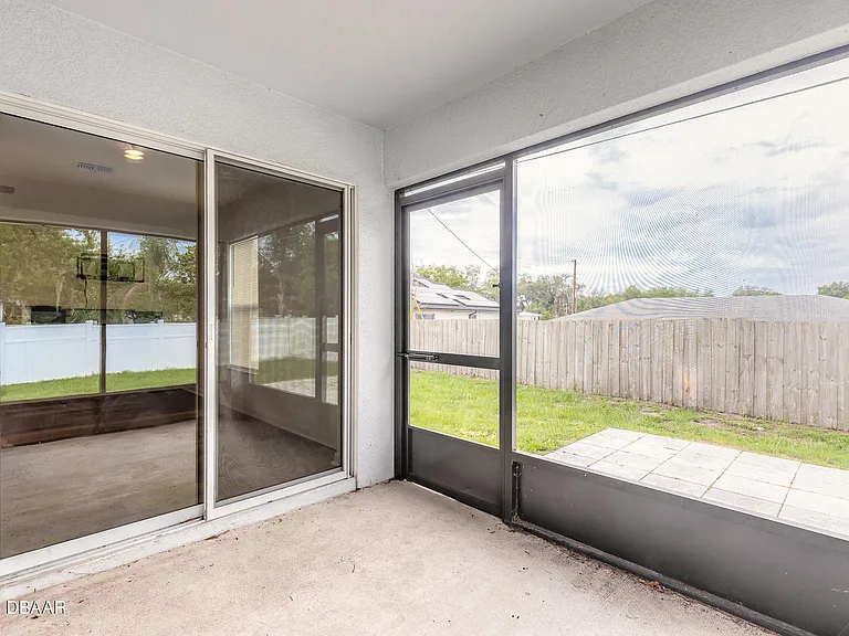 1009 Rosetta Dr — Photo 31