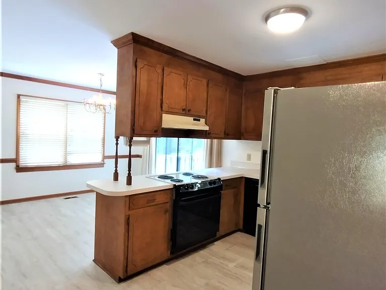 509 Mill St — Photo 27