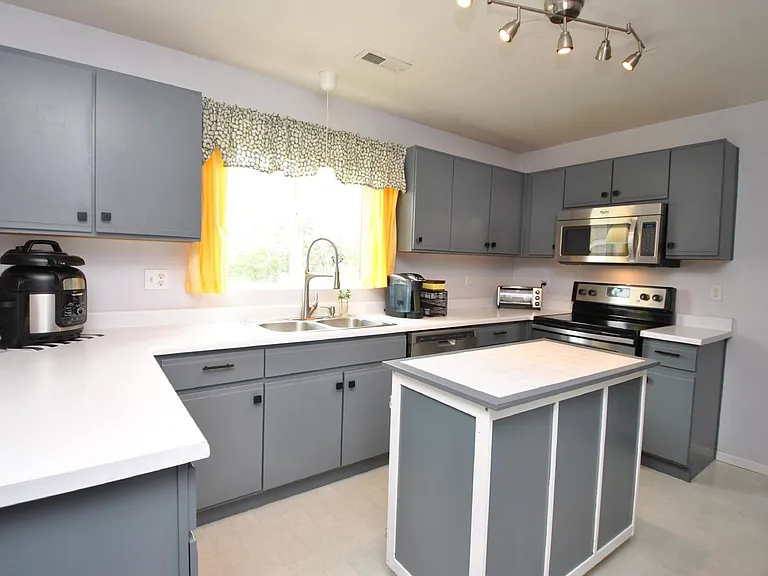 6652 Cache Dr — Photo 5