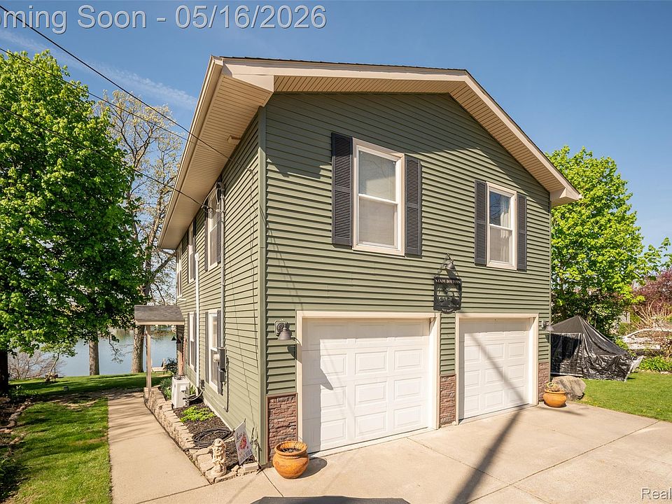 1st image of 5477 Dooley Dr
