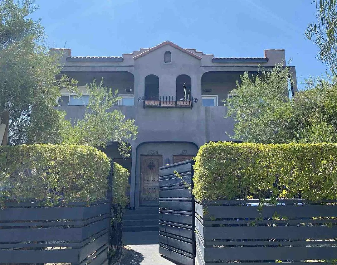 3 bed, 1248 sqft, $3,700 — Photo 1