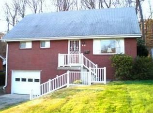 236 Woodlawn Dr, Trafford, PA 15085