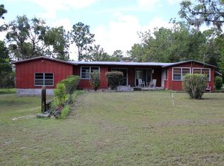 2100 E Hayes St, Inverness, FL 34453