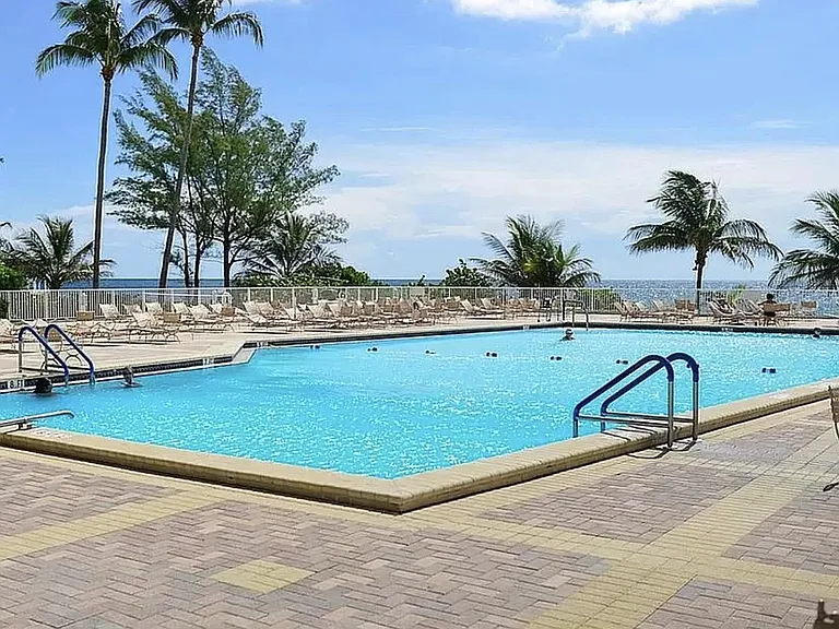 1965 S Ocean Dr #11 — Photo 22