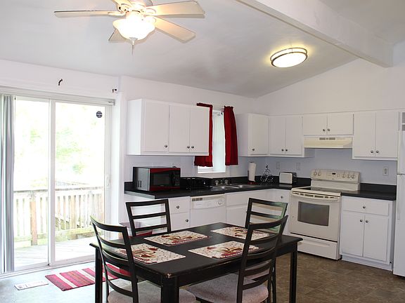 Deck off Eat-In Kitchen