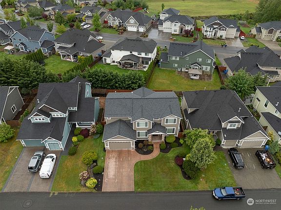 3rd image of 17120 138th Avenue Ct E