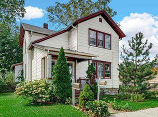 417 South Ave, Aurora, IL 60505