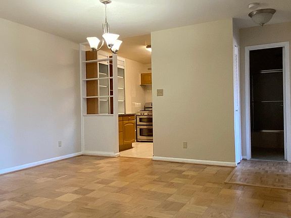3rd image of 4977 Battery Ln APT 309