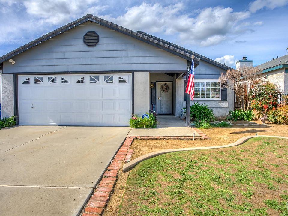 1st image of 2808 La Costa St