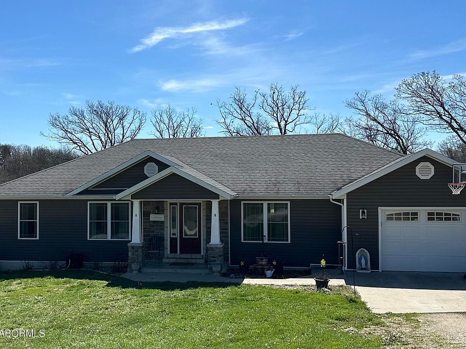 1st image of 92 Saint Jude Ln