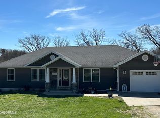 92 Saint Jude Ln, Freeburg, MO 65035