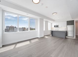 664 Spadina Ave #709, Toronto, ON M5S 2H8