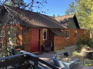 25625 Oakwood St, Idyllwild, CA 92549