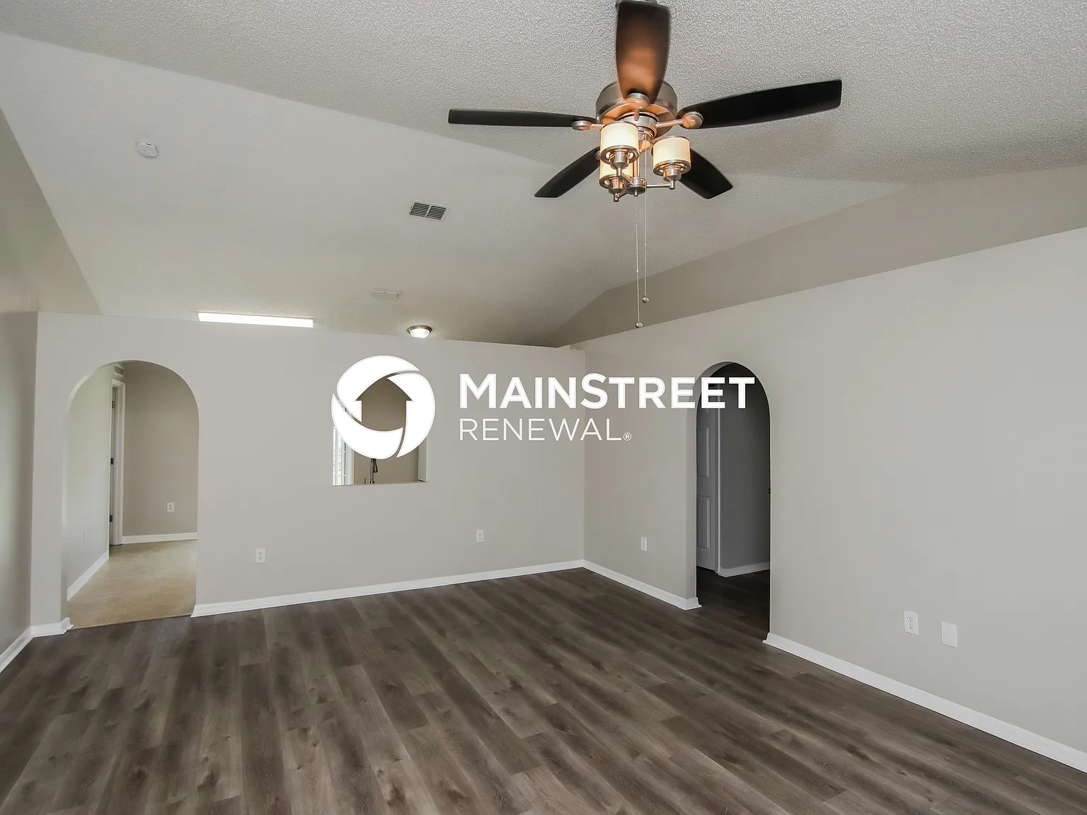 590 Truman St S W — Photo 4