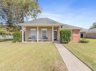 104 Riesling Cir, Broussard, LA 70518