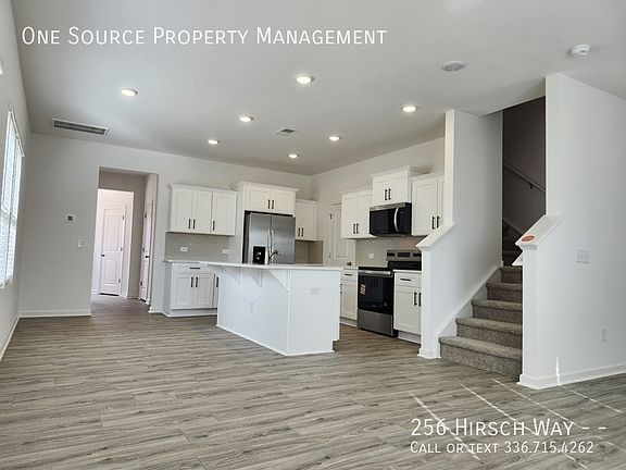 4th image of 256 Hirsch Way