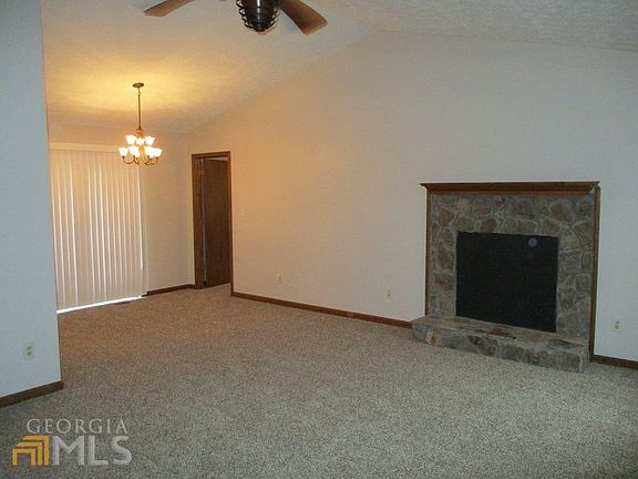4th image of 7615 Oakvale Dr