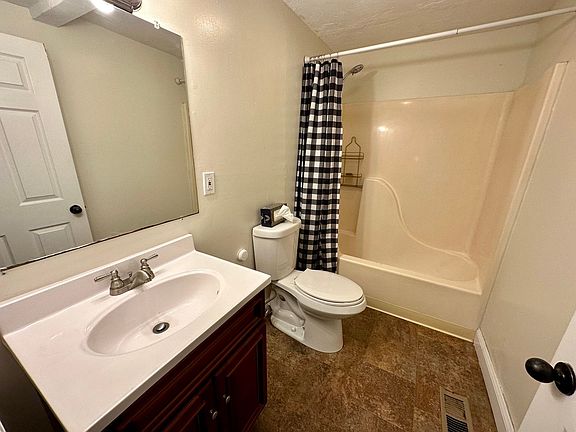5th image of 50 May St APT A