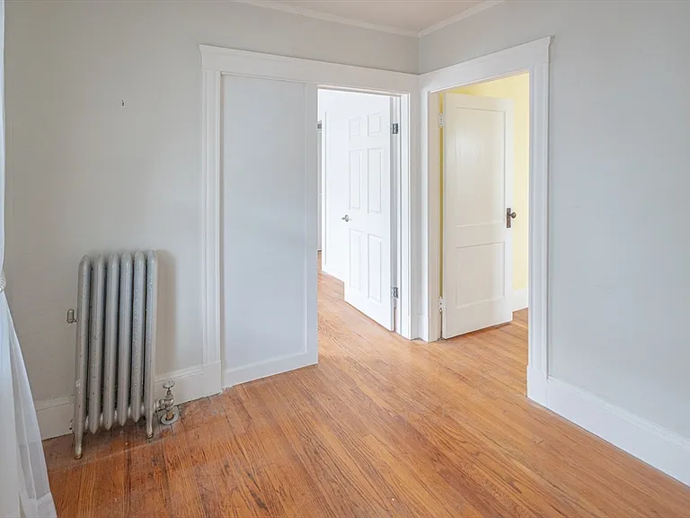 130 Francis St #1 — Photo 2