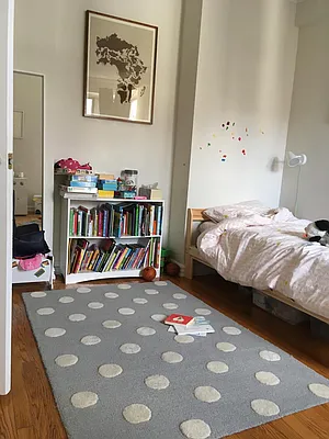 Rented by Century 21 Metropolitan | media 78