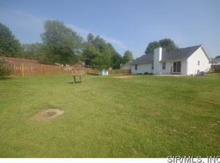 764 Sundance Trl, Troy, IL 62294