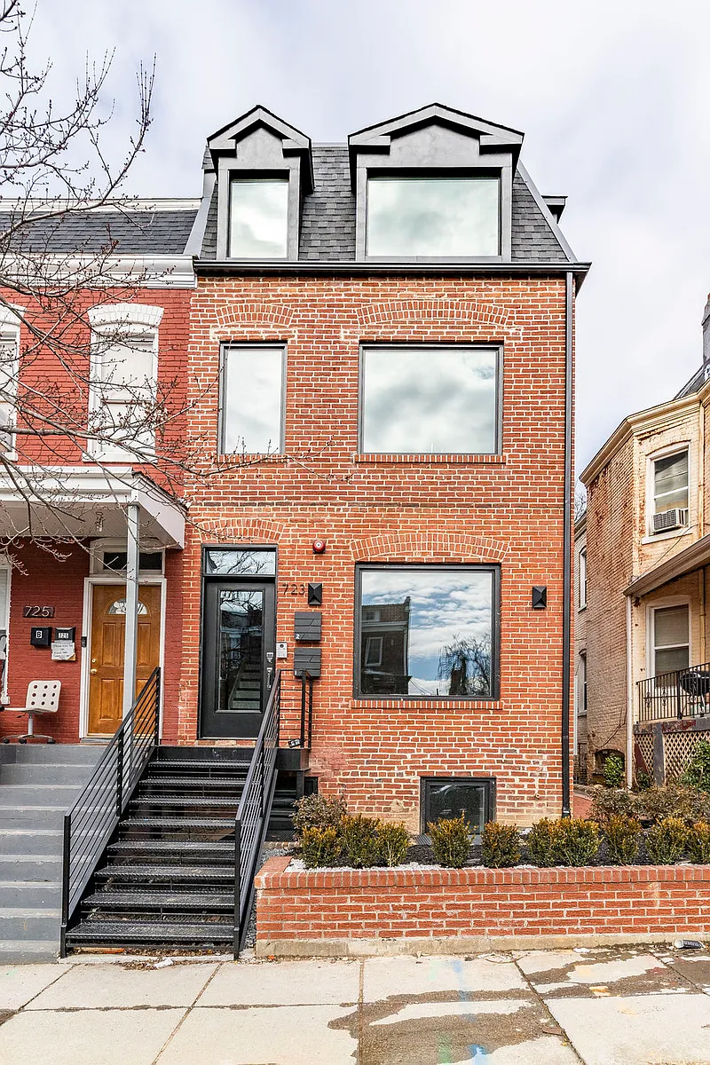Building Photo - 723 Girard St NW #1