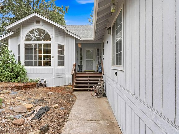 5th image of 25976 Kings Ct