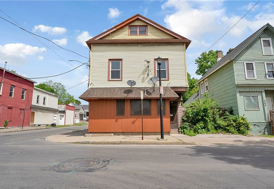 1st image of 764 Jay St #2