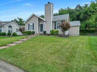 1448 Brookside Dr, High Ridge, MO 63049