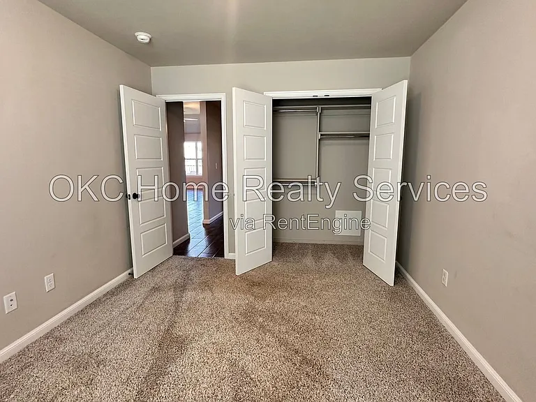 7724 Windstone Dr — Photo 13