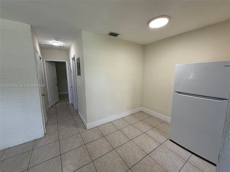 333 NW 2nd Ave #5 — Photo 12