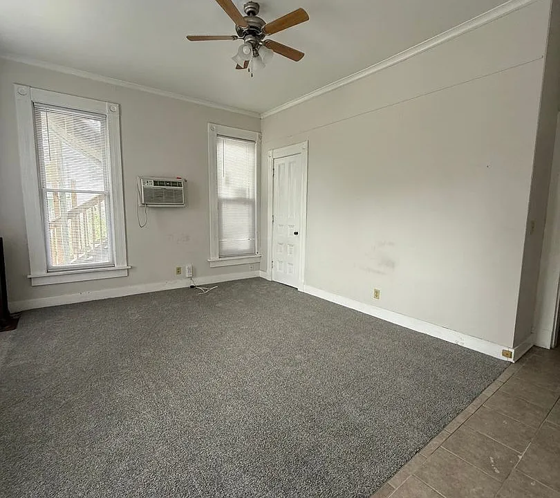 106 W 14th St