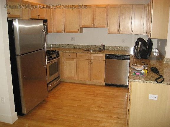 5th image of 110 2nd St Penthouse 8