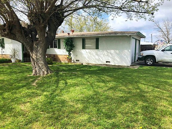 2nd image of 1310 Amelia Ave