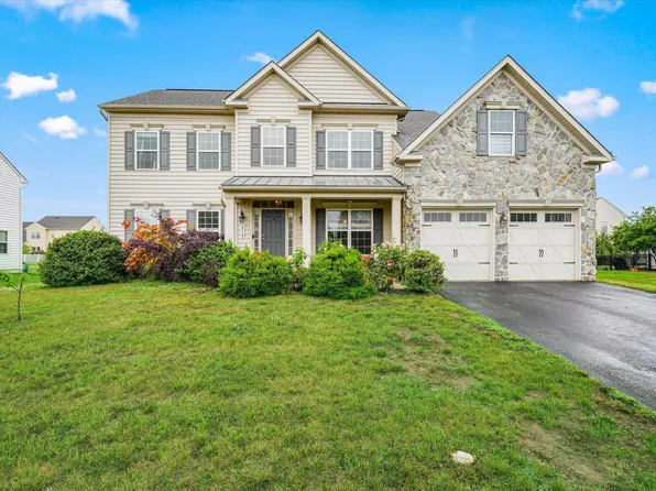211 E Crail Ct, Middletown, DE 19709